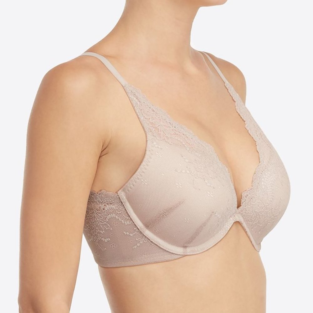 NWT Spanx Undie-tectable Push-up Plunge 38B